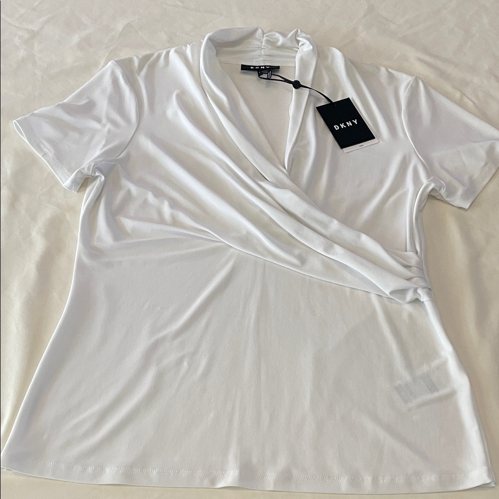 DKNY Women's Elegant White Short Sleeve Top